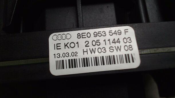 Foto: KOMBISCHALTER / BLINKSCHALTER eines Audi A4 Avant 2.5 TDI CS