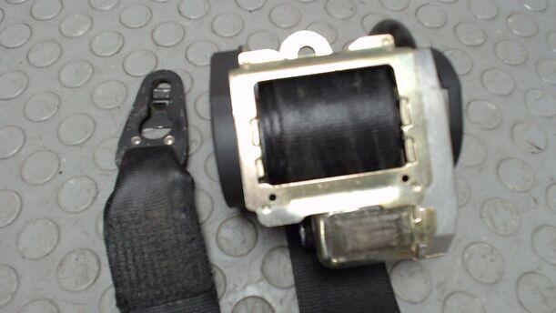 Foto: SICHERHEITSGURT VORN LINKS eines Audi A4 Avant 2.5 TDI