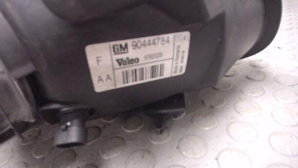 Foto: SCHEINWERFER LINKS eines Opel Corsa 12V