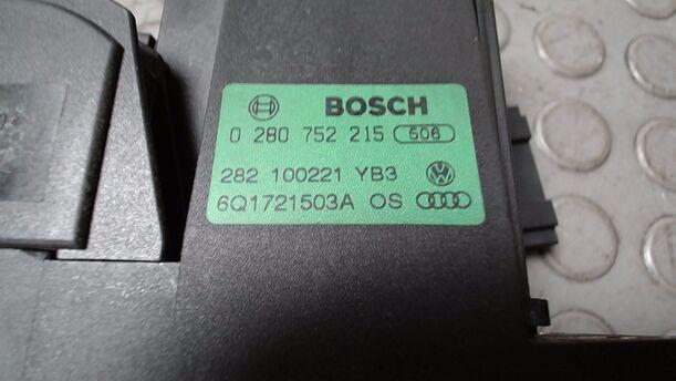 Foto: GASPEDAL eines Skoda Fabia 1.4 16V