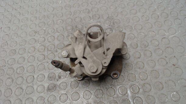 Foto: BREMSSATTEL HINTEN RECHTS eines Audi A4 Avant 2.5 TDI 7DC 2H2