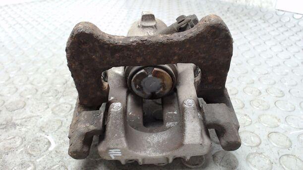 Foto: BREMSSATTEL HINTEN LINKS eines Audi A4 Avant 2.5 TDI 7DC 2H2