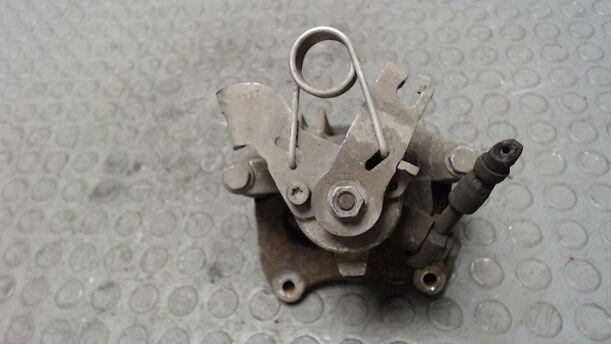 Foto: BREMSSATTEL HINTEN LINKS eines Audi A4 Avant 2.5 TDI 7DC 2H2