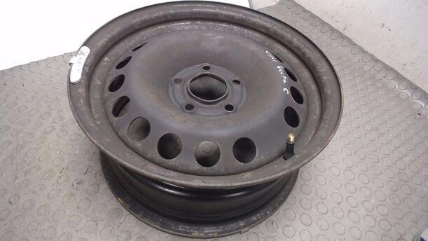 Foto: STAHLFELGE 6,5X15 ET35 eines Opel Vectra 1.9 CDTI Caravan 7DC 2H2