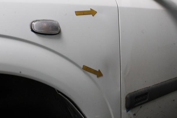 Foto: KOTFLÜGEL LINKS ( LACKIERBEDÜRFTIG ) eines Opel Astra 1.6 7DC 2H2