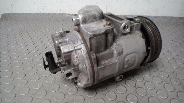 Foto: KOMPRESSOR KLIMAANLAGE eines Skoda Fabia 1.4 16V 7DC 2H2