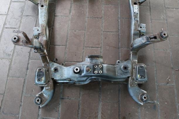 Foto: VORDERACHSE / ACHSE VORN eines Opel Astra 1.6 7DC 2H2