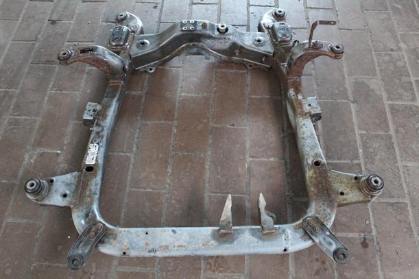 Foto: VORDERACHSE / ACHSE VORN eines Opel Astra 1.6 7DC 2H2