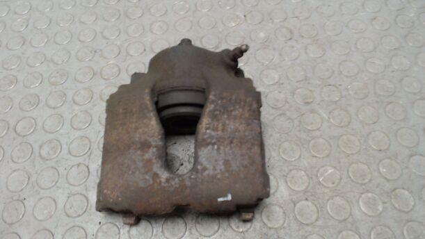 Foto: BREMSSATTEL VORN LINKS eines Opel Astra 1.6 GL
