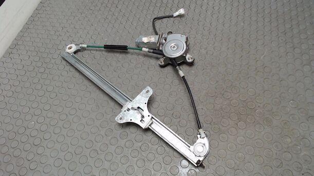 Foto: FENSTERHEBER VORN RECHTS ELEKTRISCH eines Opel Agila 1.2 16 V