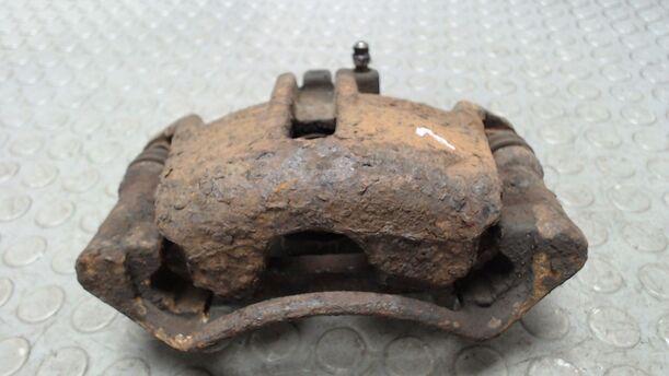 Foto: BREMSSATTEL VORN LINKS eines Opel Agila 1.2 16 V