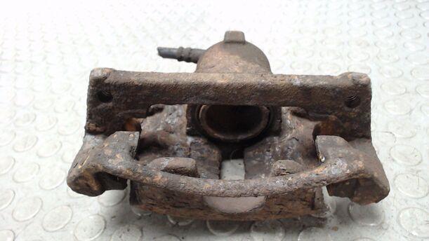 Foto: BREMSSATTEL VORN LINKS eines Opel Agila 1.2 16 V