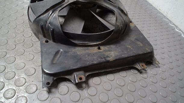 Foto: ELEKTROLÜFTER eines VW Polo Classic 75