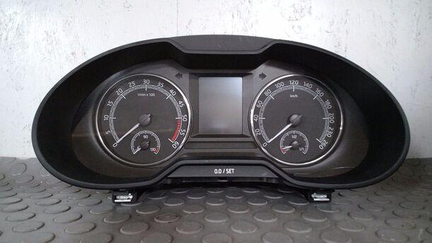 Foto: TACHOEINHEIT eines Skoda Octavia Combi 1.6 TDI GL