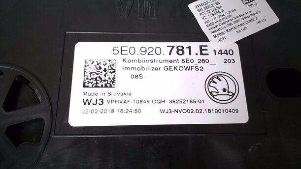 Foto: TACHOEINHEIT eines Skoda Octavia Combi 1.6 TDI GL