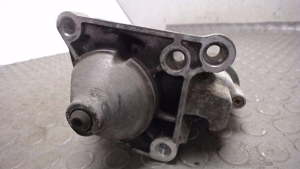 Foto: ANLASSER / STARTER BOSCH eines Renault Laguna Grandtour 2.0 GL