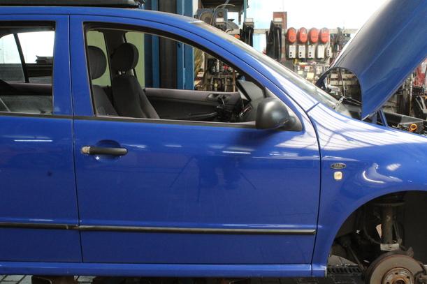 Foto: TÜR VORN RECHTS eines Skoda Fabia 1.4 Edition