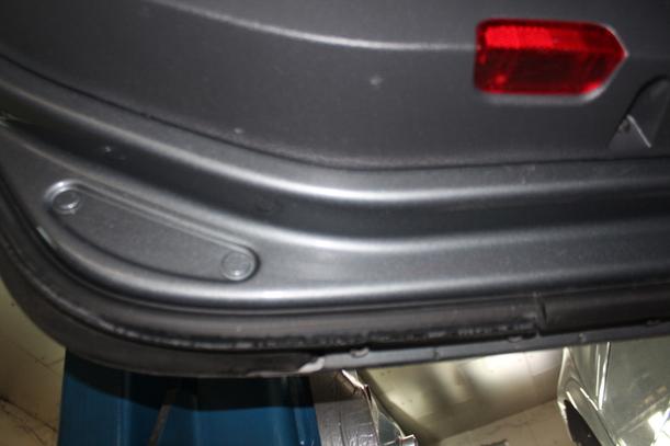 Foto: TÜR HINTEN LINKS eines VW Golf 1.9 TDI GL