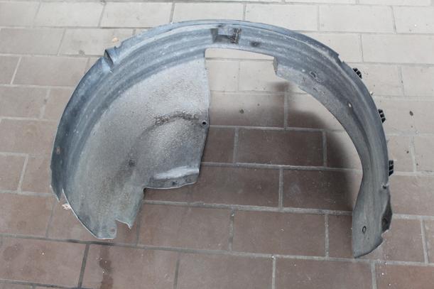 Foto: INNENKOTFLÜGEL / RADHAUSSCHALE (Facelift) LINKS eines Opel Signum 1.9 CDTI GL