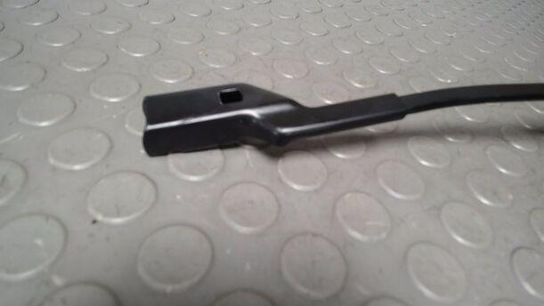Foto: SCHEIBENWISCHERARM VORN LINKS eines VW Golf 1.4 Saphir
