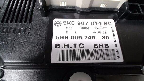 Foto: HEIZUNGSBETÄTIGUNG eines VW Golf 1.4 Saphir