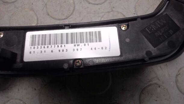 Foto: SCHALTER RADIOBEDIENUNG eines BMW 320i GLX
