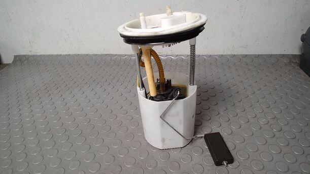 Foto: KRAFTSTOFFPUMPE eines VW Golf 1.4 GLX
