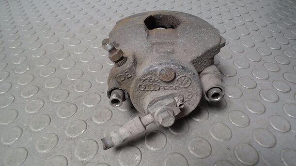 Foto: BREMSSATTEL VORN LINKS eines VW Golf 1.4 GLX