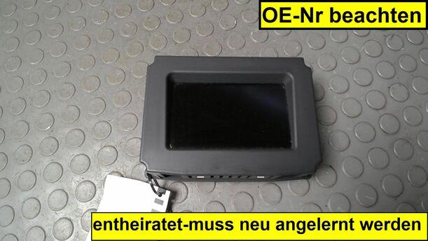 Foto: DISPLAY/ BILDSCHIRM eines Opel Vectra 2.0 DTI Caravan Edition