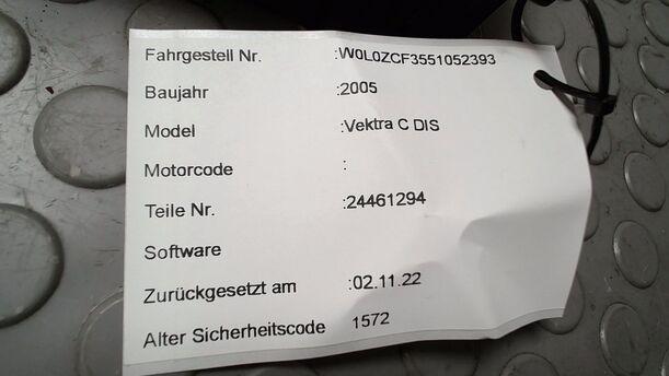 Foto: DISPLAY/ BILDSCHIRM eines Opel Vectra 2.0 DTI Caravan Edition