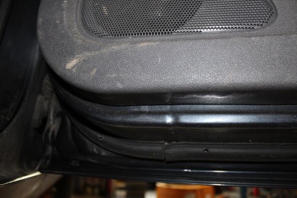 Foto: TÜR HINTEN RECHTS ( TURNIER/ VOR FACELIFT ) eines Ford Focus Turnier 1.6 16V Edition
