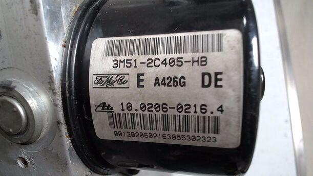 Foto: HAUPTBREMSAGGREGAT ABS eines Ford Focus Turnier 1.6 16V Edition