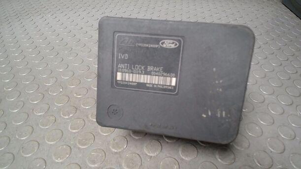 Foto: HAUPTBREMSAGGREGAT ABS eines Ford Focus Turnier 1.6 16V Edition