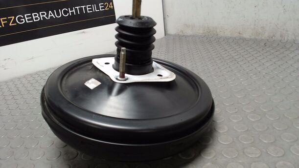 Foto: BREMSKRAFTVERSTÄRKER eines Alfa Romeo GT 1.9 JTD M-Jet