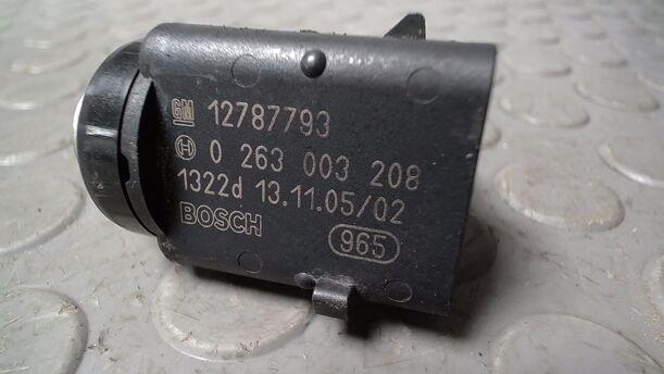Foto: PARKSENSOR/ SENSOE EINPARKHILFE eines Opel Zafira 1.9 CDTI
