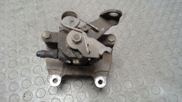 Foto: BREMSSATTEL HINTEN LINKS eines Alfa Romeo GT 1.9 JTD M-Jet