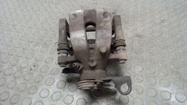 Foto: BREMSSATTEL HINTEN LINKS eines Alfa Romeo GT 1.9 JTD M-Jet