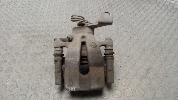 Foto: BREMSSATTEL HINTEN RECHTS eines Alfa Romeo GT 1.9 JTD M-Jet