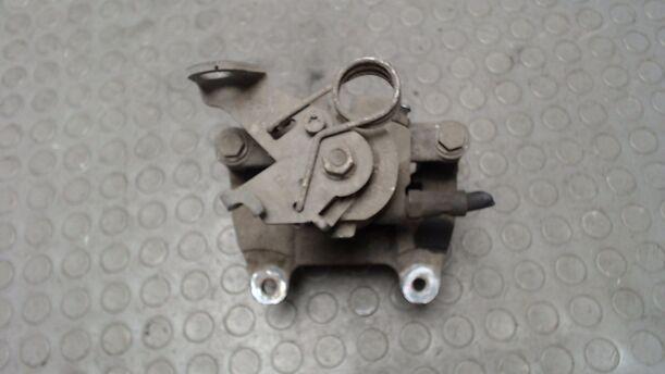Foto: BREMSSATTEL HINTEN RECHTS eines Alfa Romeo GT 1.9 JTD M-Jet