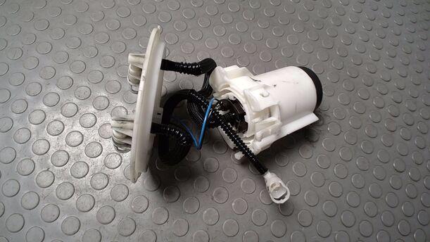 Foto: KRAFTSTOFFPUMPE eines Opel Zafira 1.9 CDTI