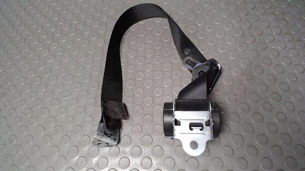 Foto: SICHERHEITSGURT 2. REIHE LINKS eines Opel Zafira 1.9 CDTI