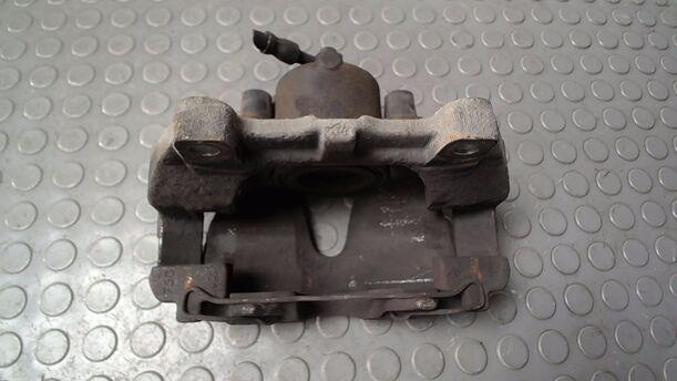 Foto: BREMSSATTEL VORN LINKS eines Opel Zafira 1.9 CDTI