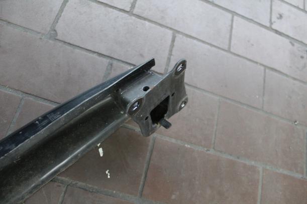 Foto: VERSTÄRKUNG HINTEN ( GOLF PLUS ) eines VW Golf Plus 1.6 FSI
