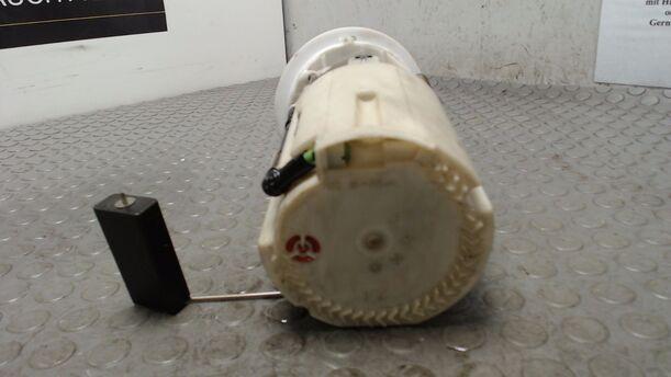 Foto: KRAFTSTOFFPUMPE eines Mercedes-Benz Vito 111 CDI Kompakt DPF