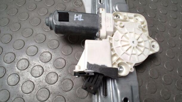 Foto: FENSTERHEBER ELEKTRISCH HINTEN LINKS eines Opel Signum 1.9 CDTI GLX