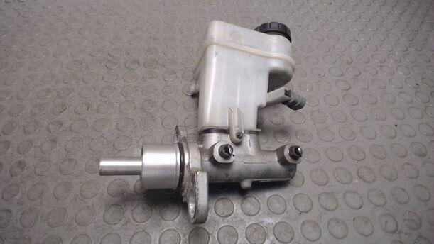 Foto: HAUPTBREMSZYLINDER ( ALTUR ) eines Opel Signum 1.9 CDTI GLX