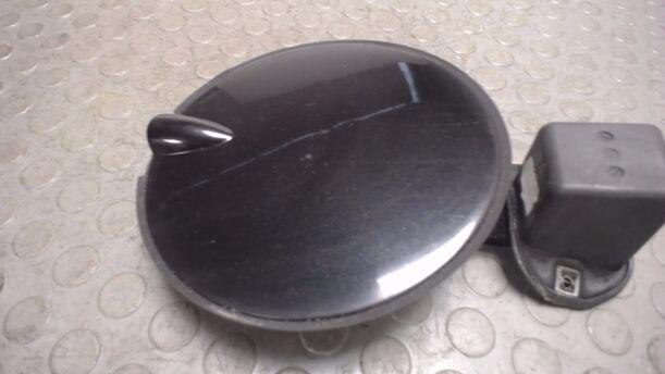 Foto: TANKKLAPPE eines Opel Signum 1.9 CDTI GLX