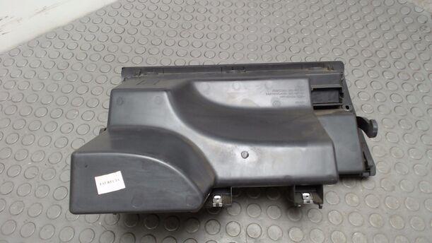 Foto: HANDSCHUHFACH eines VW Fox 1.2 GLX