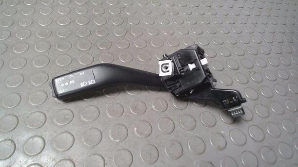 Foto: BLINKSCHALTER/ KOMBISCHALTER eines VW Golf Plus 1.9 TDI GLX