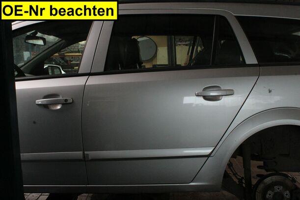 Foto: TÜR HINTEN LINKS ( CARAVAN ) eines Opel Astra 1.7 CDTI Caravan GLX